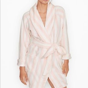 Victoria Secret The Cozy Robe M/L